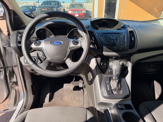 Photo 7 of this FORD ESCAPE