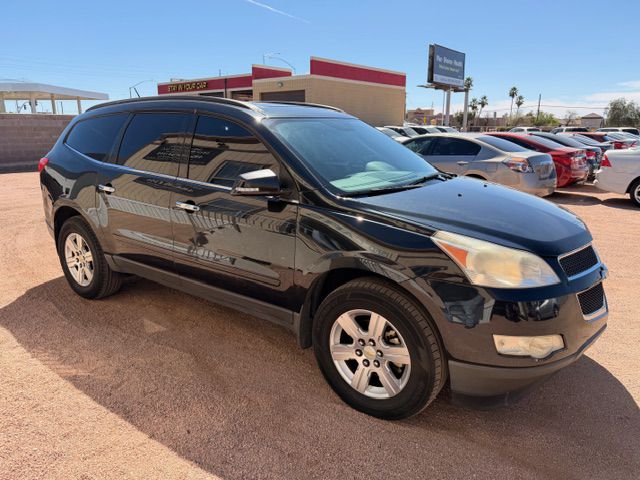 Photo 3 of this CHEVROLET TRAVERSE