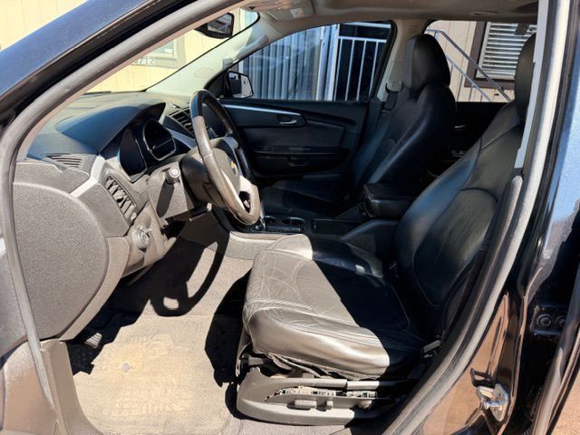 Photo 5 of this CHEVROLET TRAVERSE