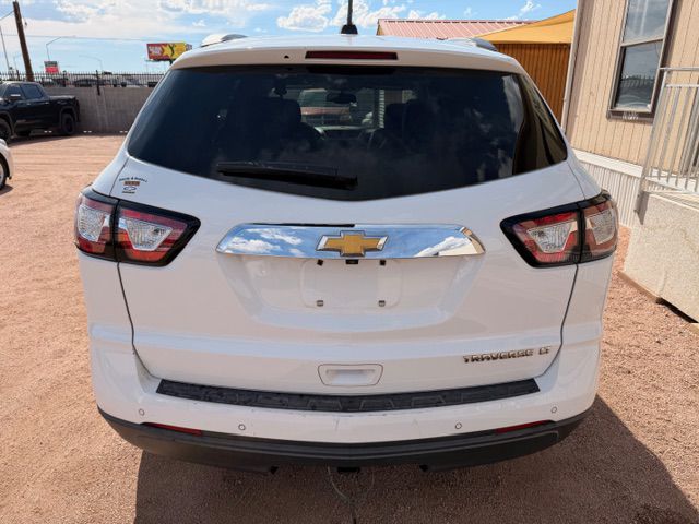 Photo 4 of this CHEVROLET TRAVERSE
