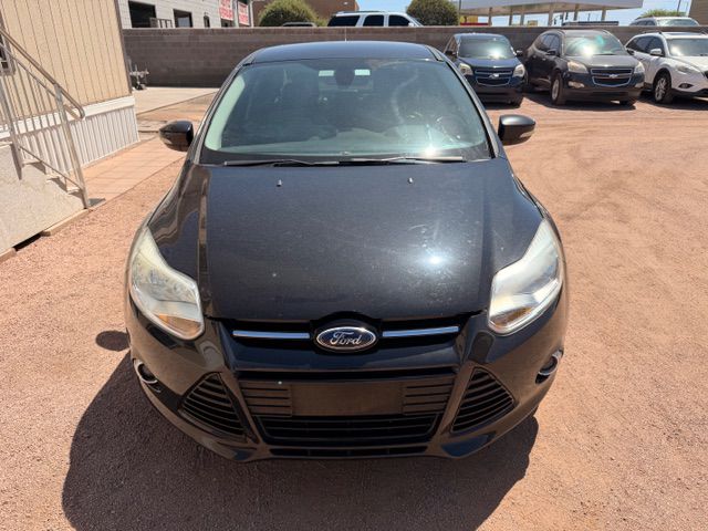 Photo 2 of this FORD FOCUS