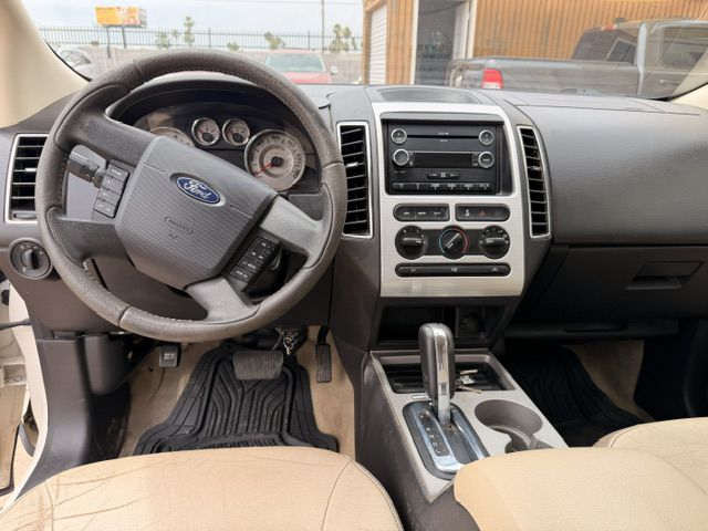 Photo 7 of this FORD EDGE