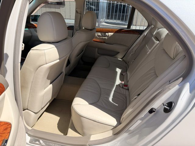 Photo 6 of this LEXUS LS