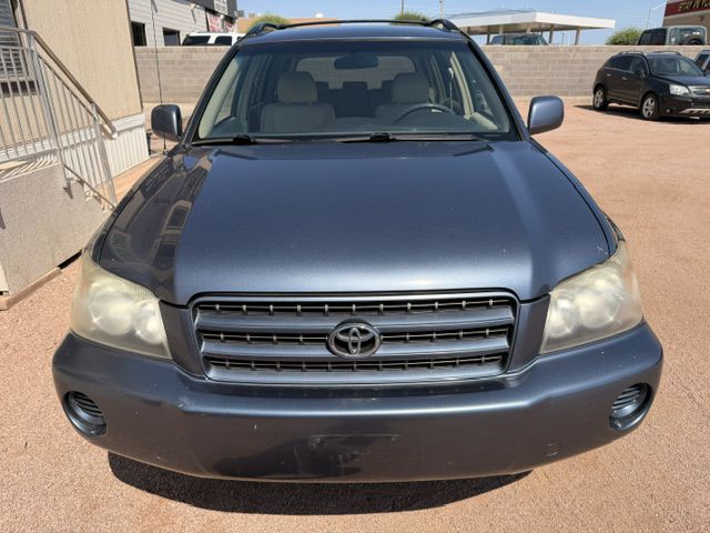 Photo 2 of this TOYOTA HIGHLANDER