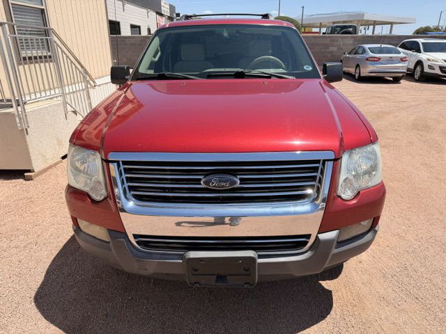 Photo 2 of this FORD EXPLORER