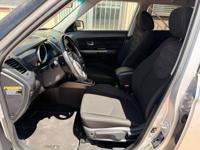 Photo 5 of this KIA SOUL