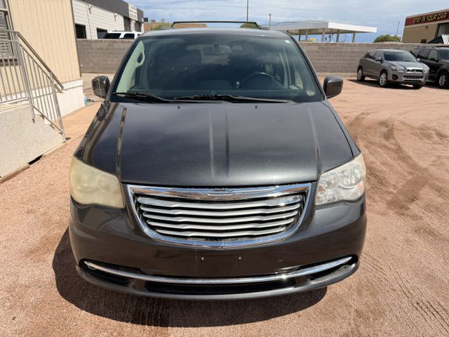 Photo 2 of this CHRYSLER TOWN & COUNTRY