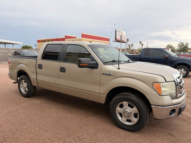 Photo 3 of this FORD F150