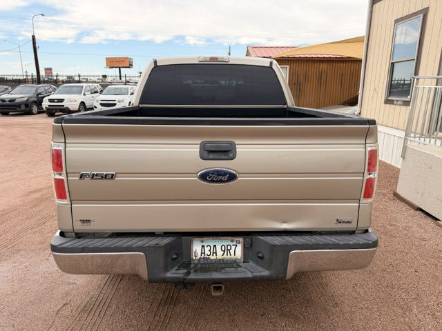 Photo 4 of this FORD F150