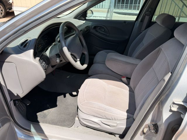Photo 5 of this FORD TAURUS