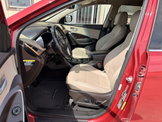 Photo 5 of this HYUNDAI SANTA FE SPORT
