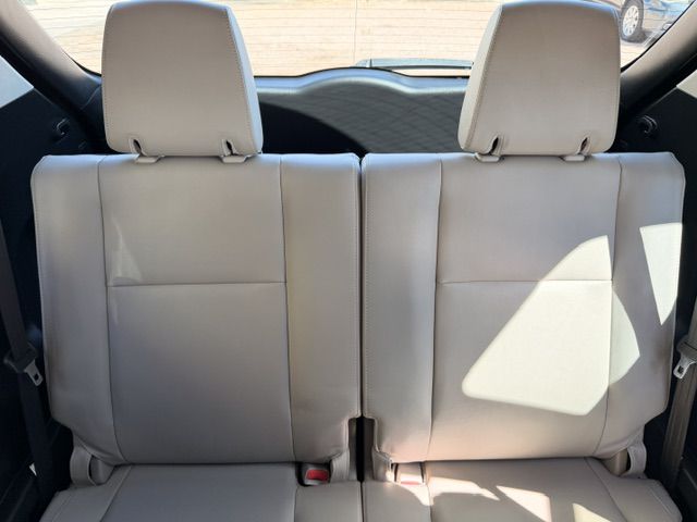 Photo 7 of this MAZDA CX-9