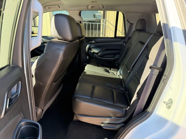 Photo 6 of this CHEVROLET TAHOE
