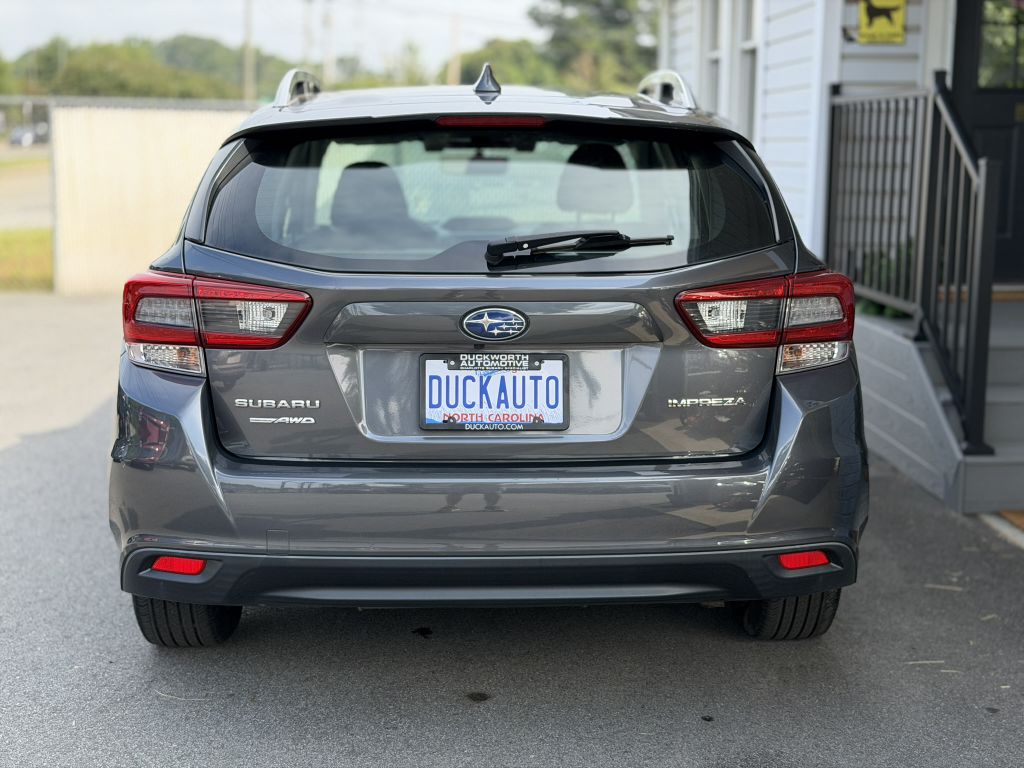Photo 4 of this SUBARU IMPREZA