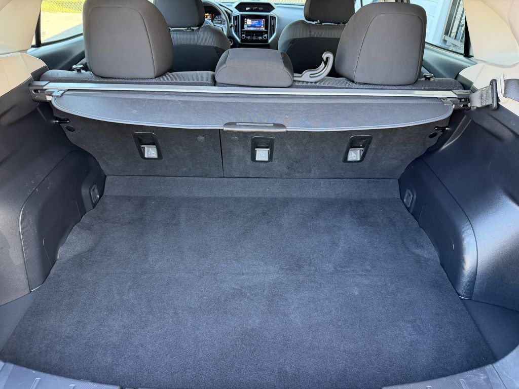 Photo 12 of this SUBARU IMPREZA