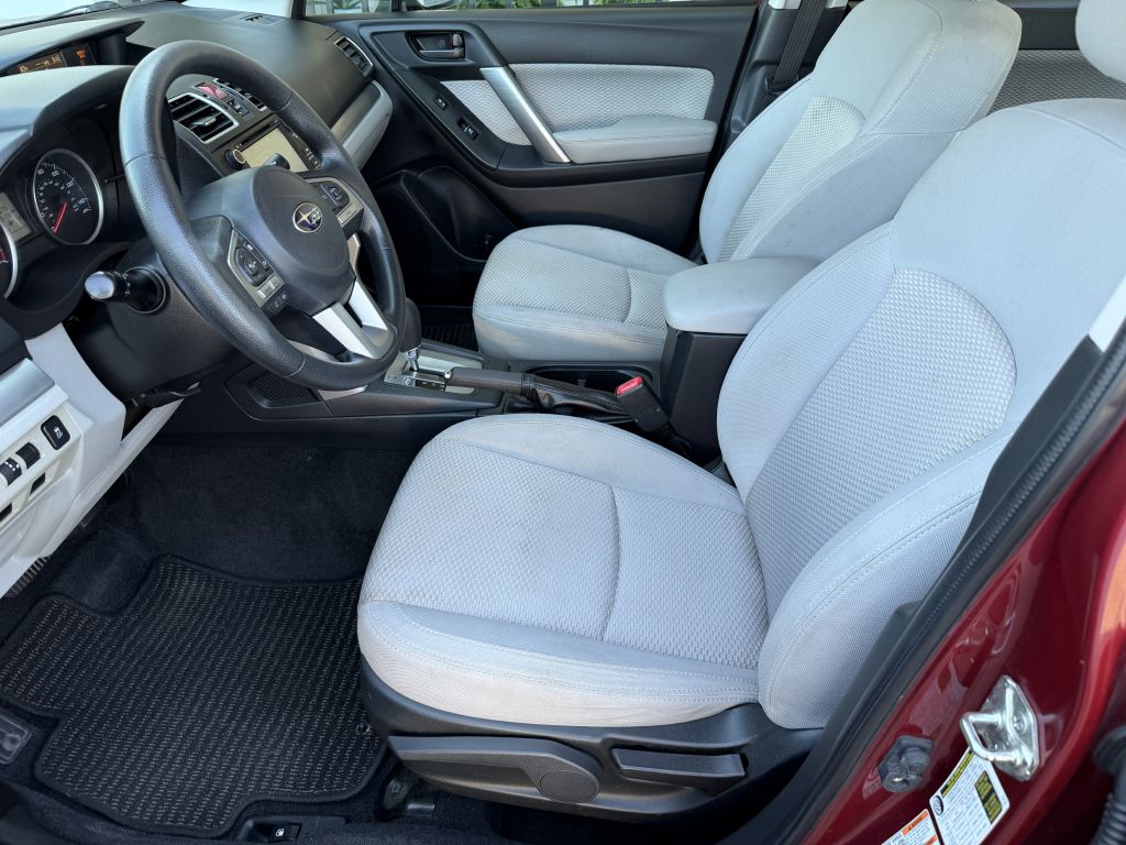 Photo 10 of this SUBARU FORESTER