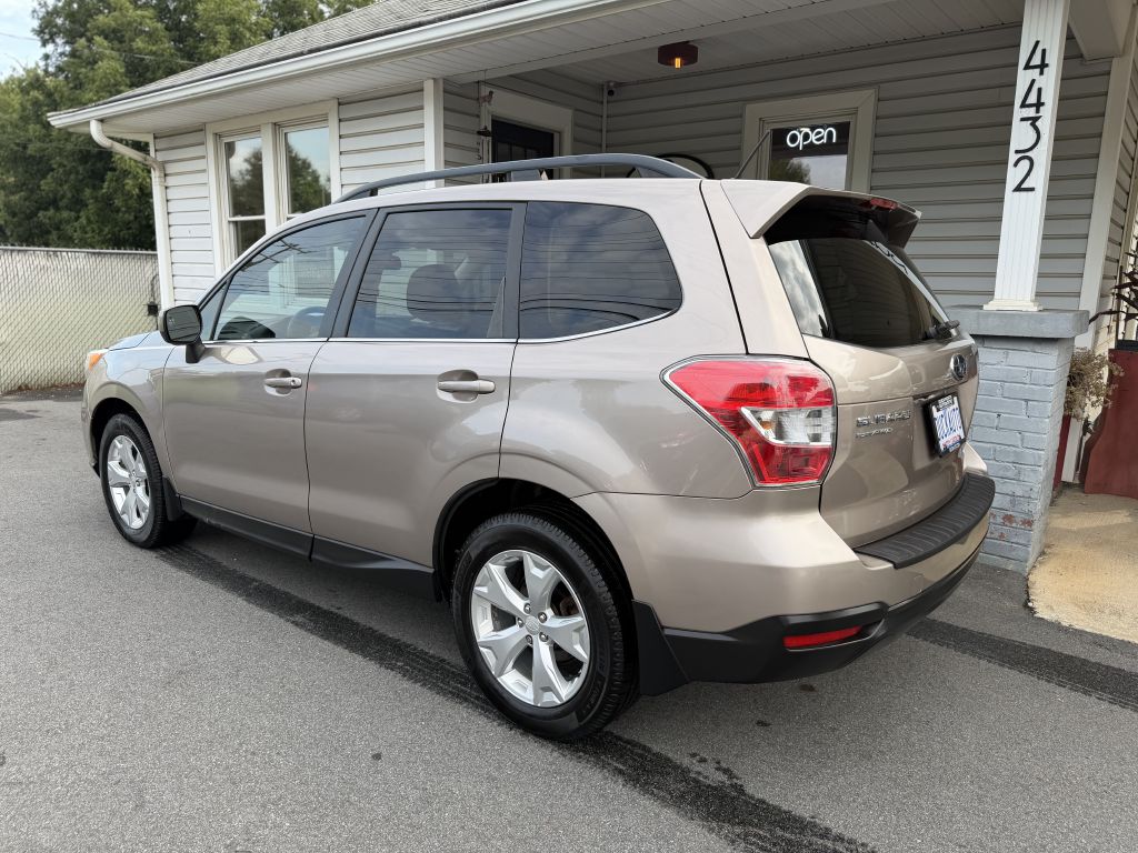 Photo 2 of this SUBARU FORESTER