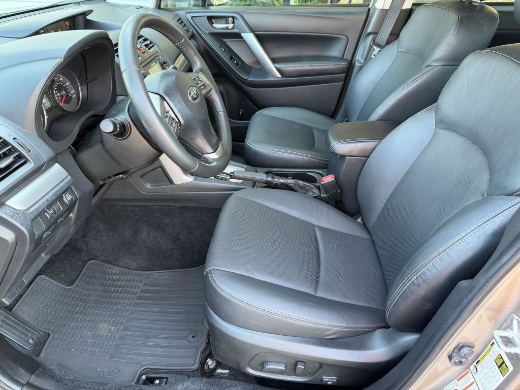 Photo 10 of this SUBARU FORESTER