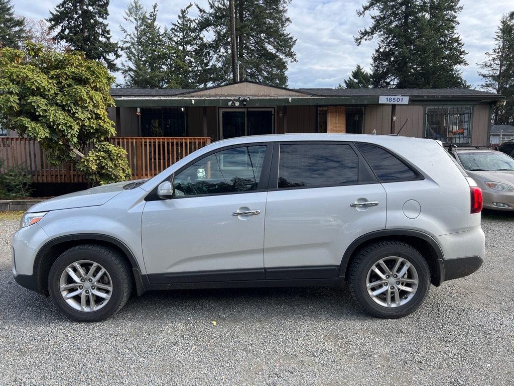 KIA SORENTO 2015 KIA SORENTO 5XYKT3A67FG631044