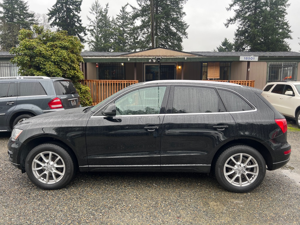 AUDI Q5 2010 AUDI Q5 WA1CKAFP6AA079097