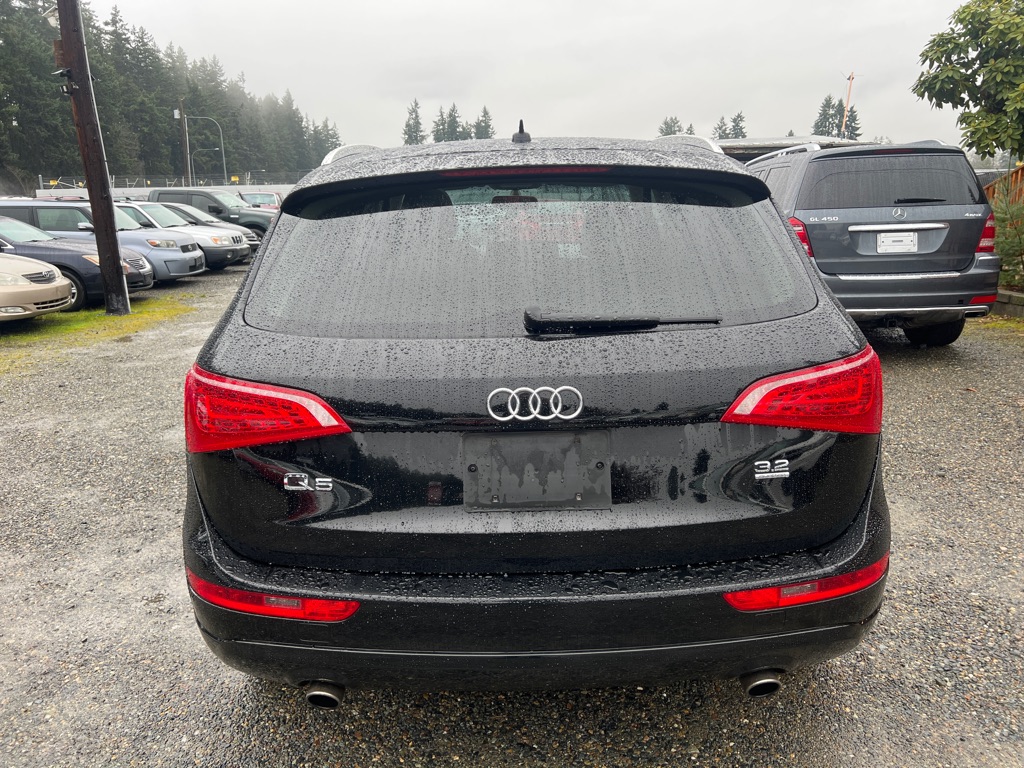 AUDI Q5 2010 AUDI Q5 WA1CKAFP6AA079097