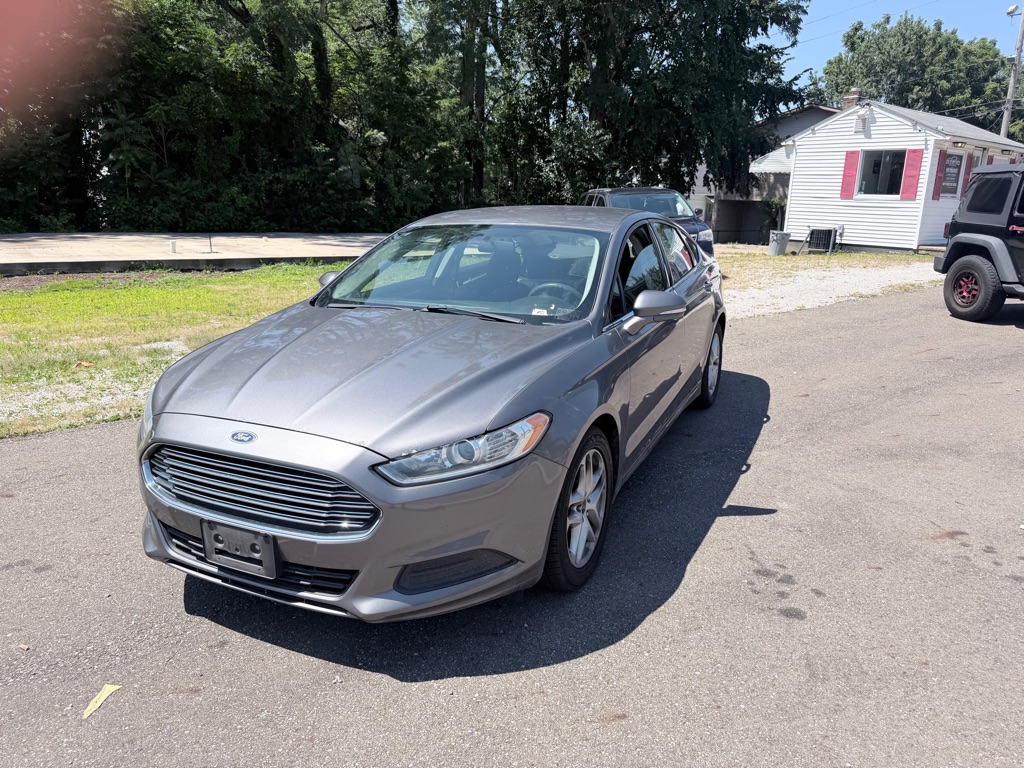 Photo 7 of this FORD FUSION