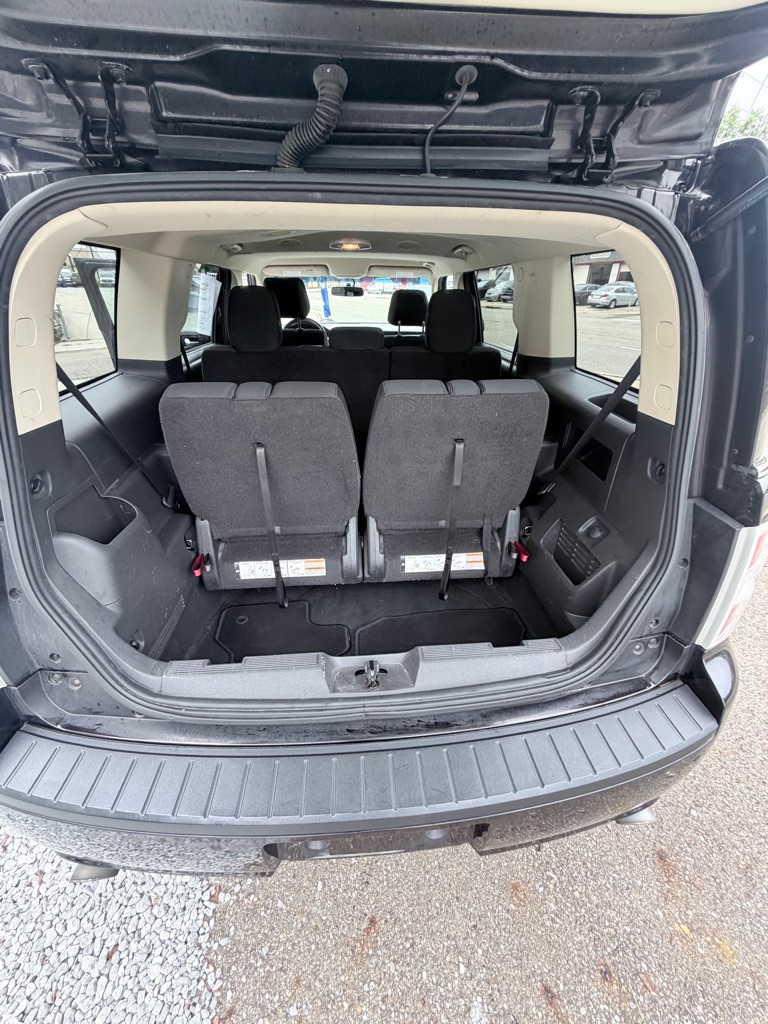 Photo 15 of this FORD FLEX