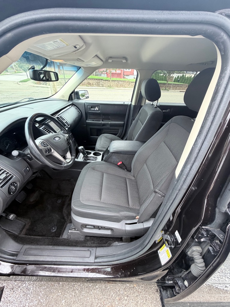 Photo 10 of this FORD FLEX