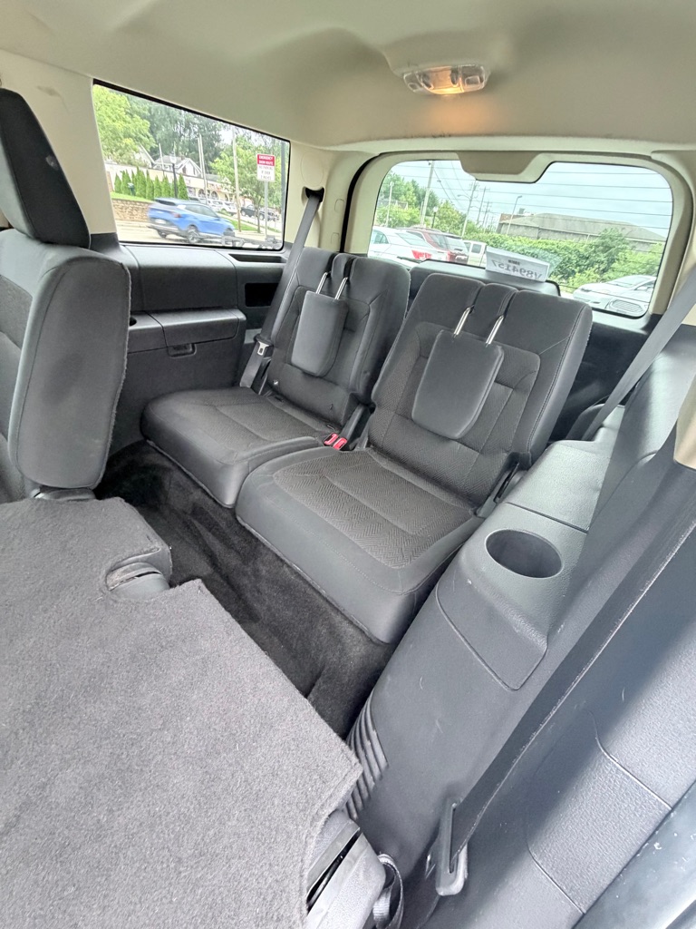Photo 14 of this FORD FLEX
