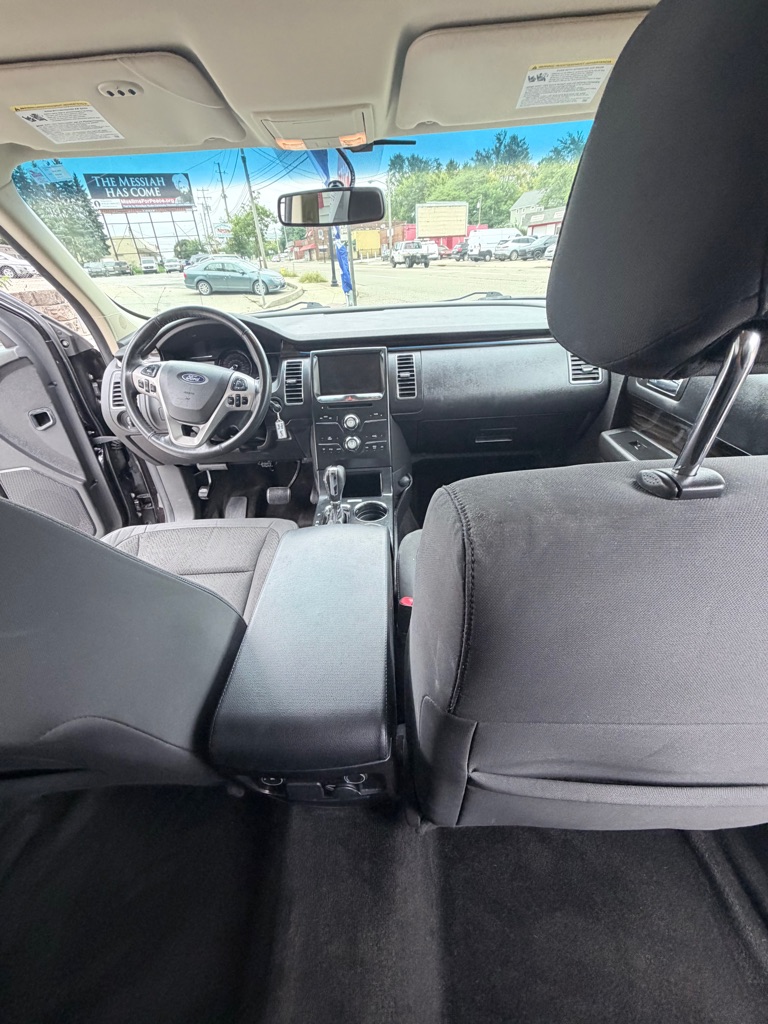 Photo 20 of this FORD FLEX