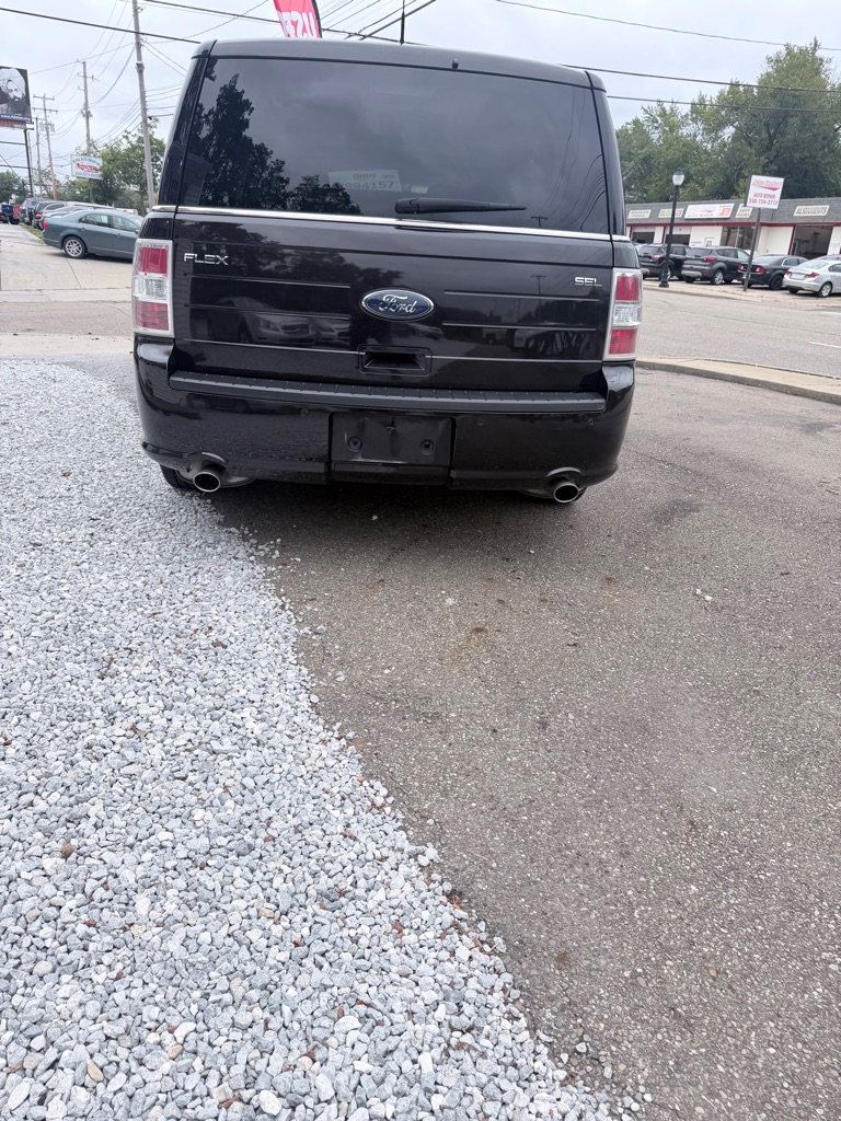 Photo 6 of this FORD FLEX