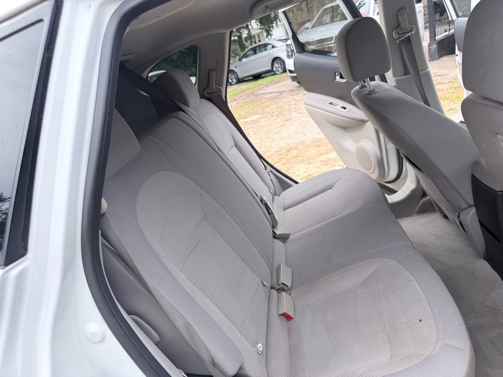 Photo 11 of this NISSAN ROGUE