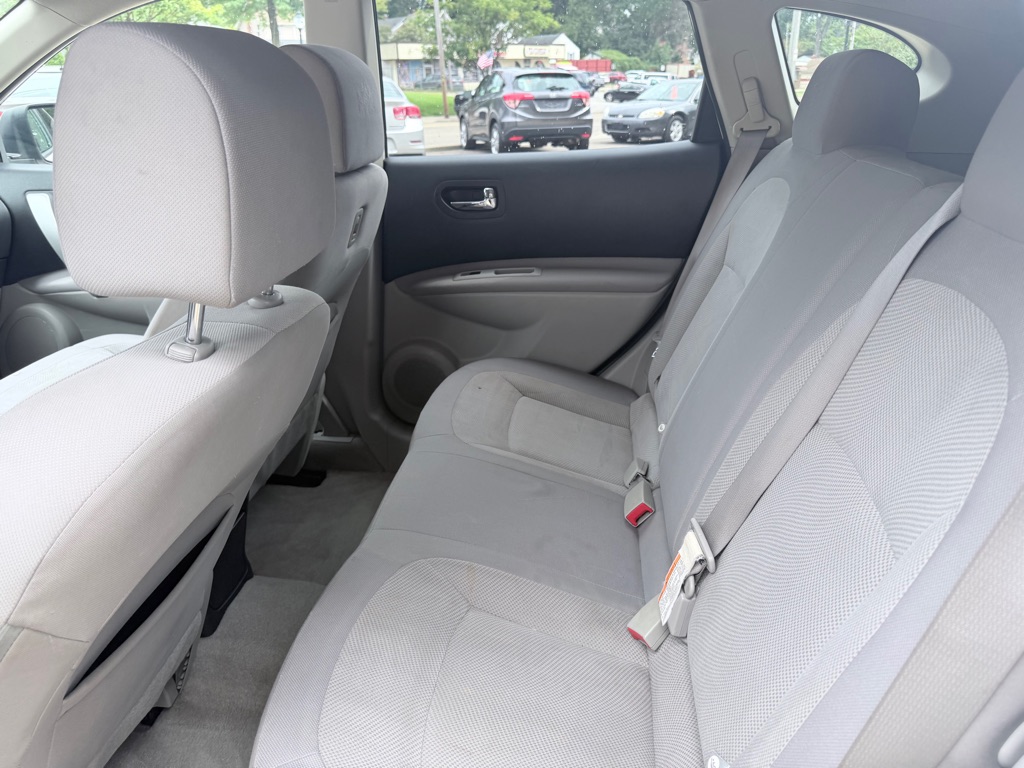 Photo 9 of this NISSAN ROGUE