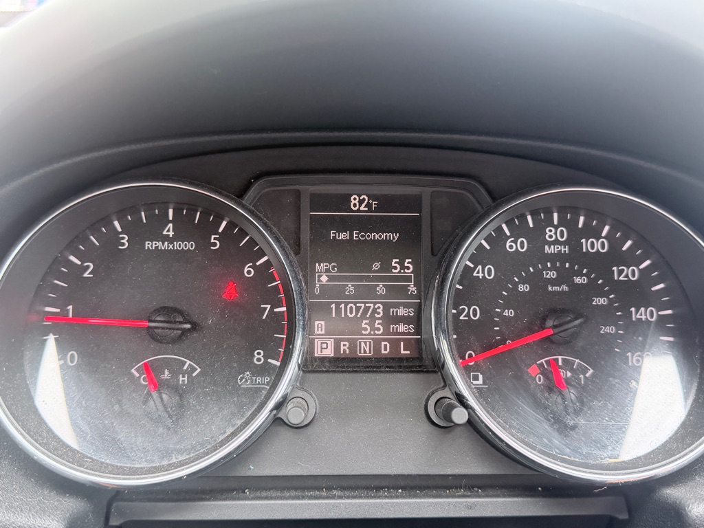 Photo 18 of this NISSAN ROGUE