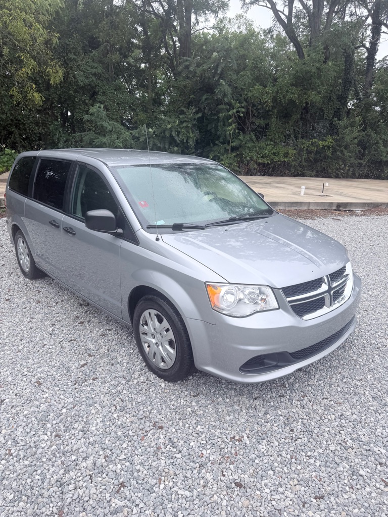 Photo 3 of this DODGE GRAND CARAVAN