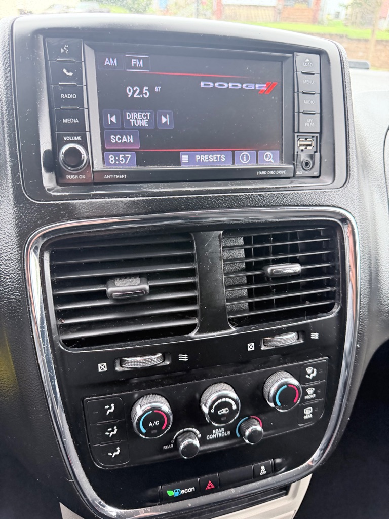 Photo 20 of this DODGE GRAND CARAVAN