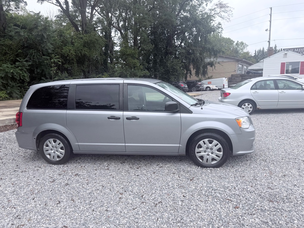 Photo 5 of this DODGE GRAND CARAVAN