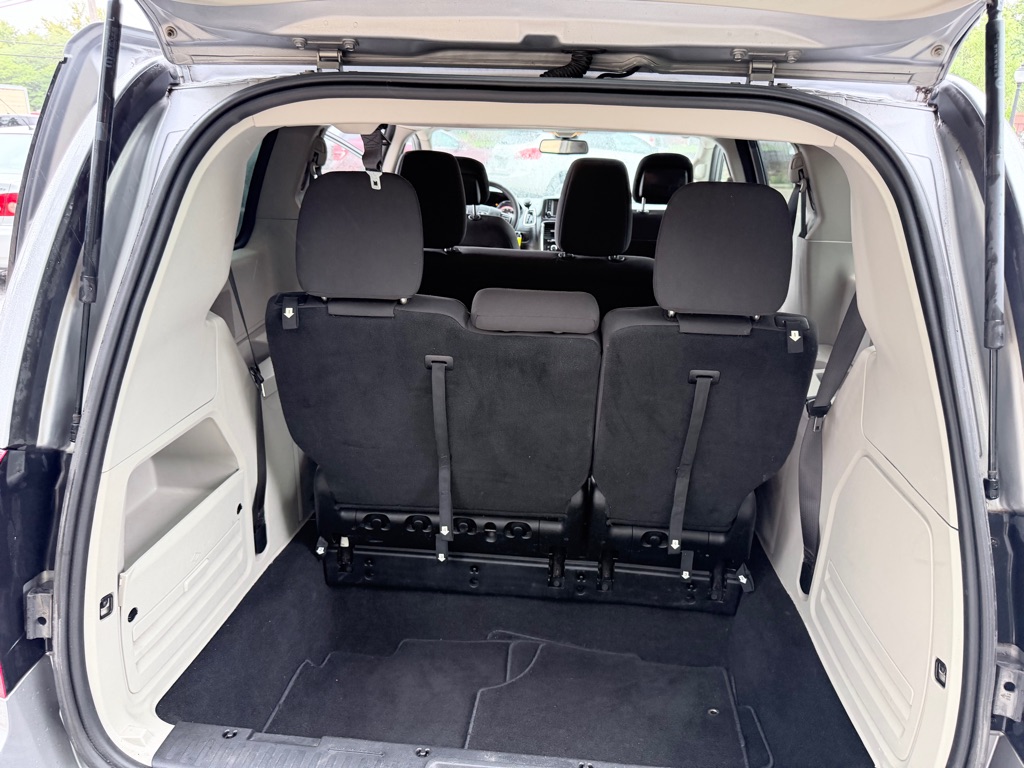 Photo 14 of this DODGE GRAND CARAVAN