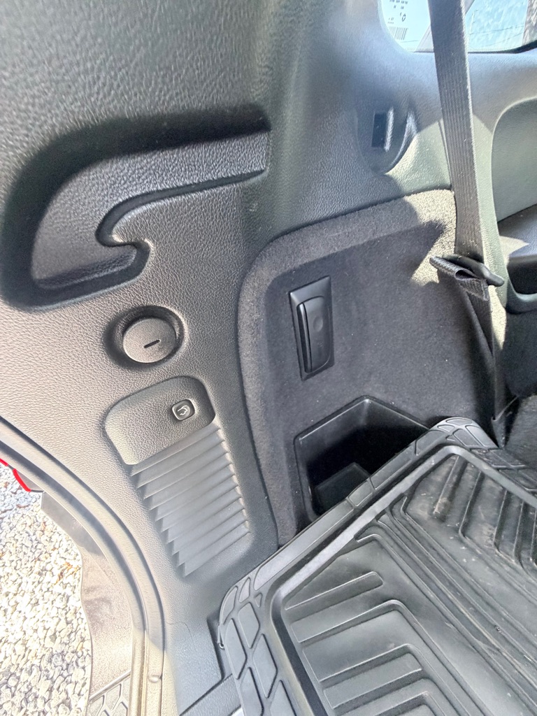 Photo 31 of this DODGE DURANGO