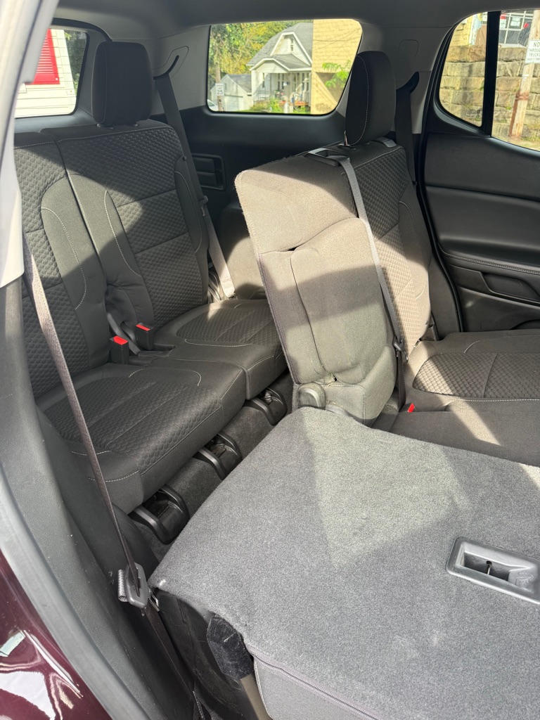 Photo 15 of this GMC ACADIA