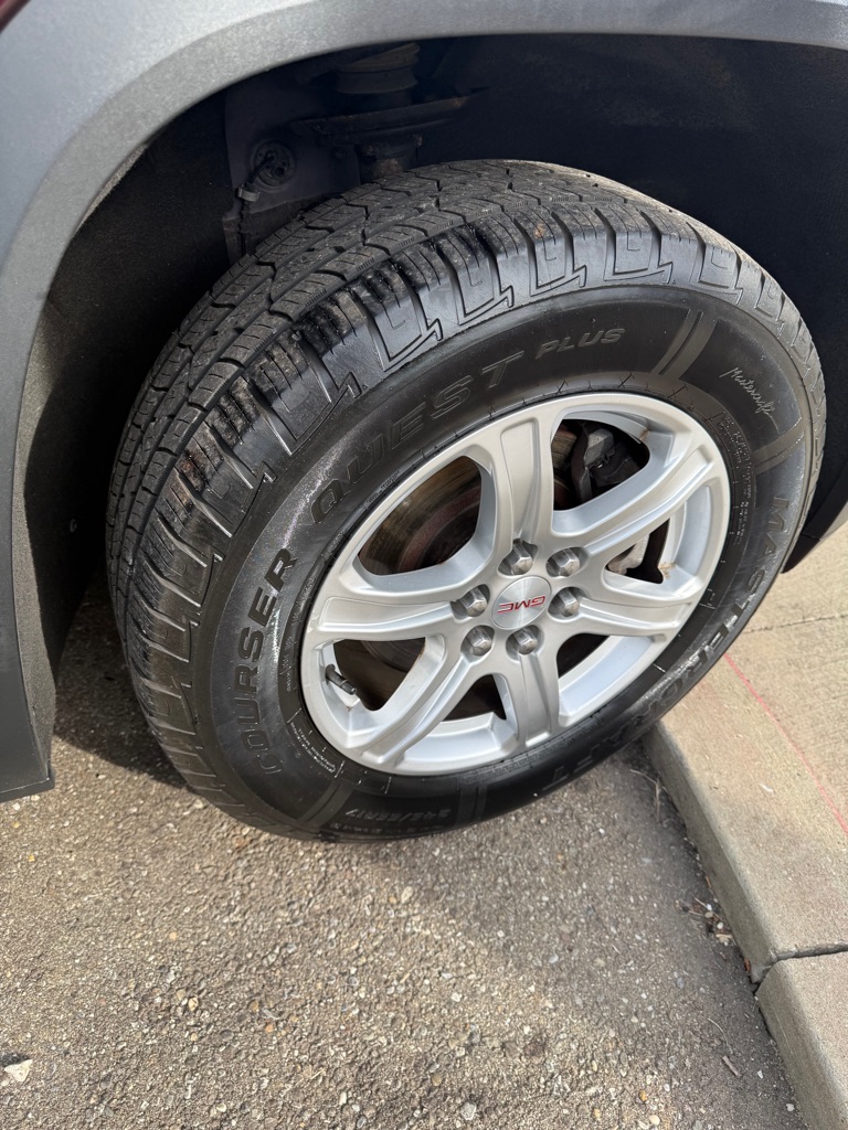 Photo 6 of this GMC ACADIA