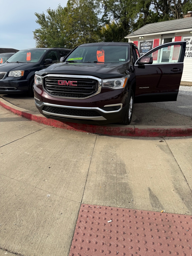 Photo 2 of this GMC ACADIA