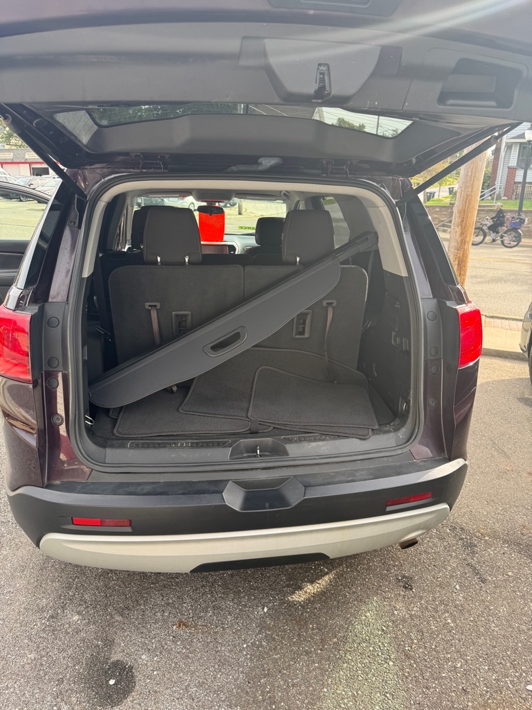 Photo 9 of this GMC ACADIA