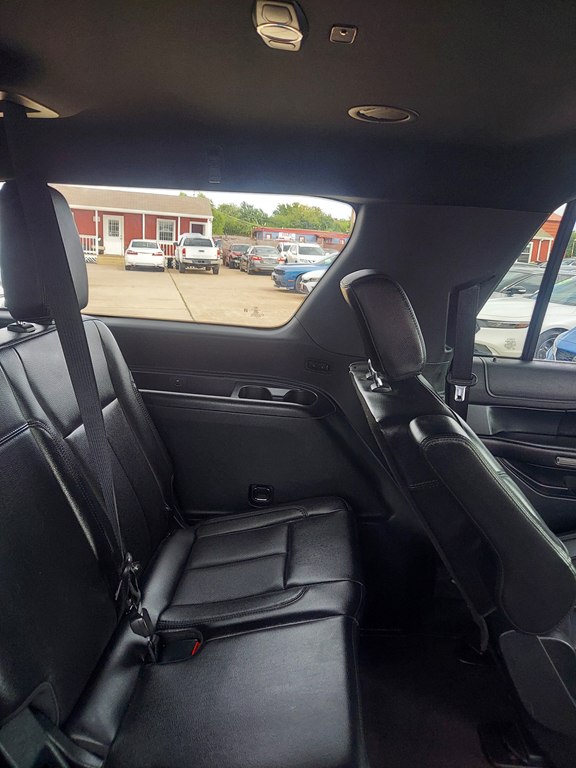 Photo 14 of this FORD EXPEDITION