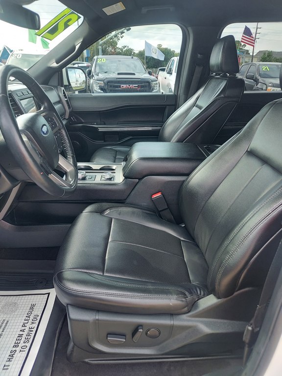 Photo 9 of this FORD EXPEDITION