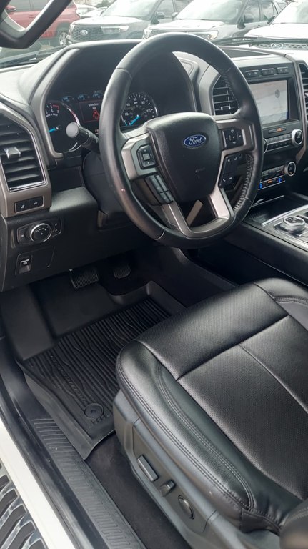 Photo 17 of this FORD EXPEDITION