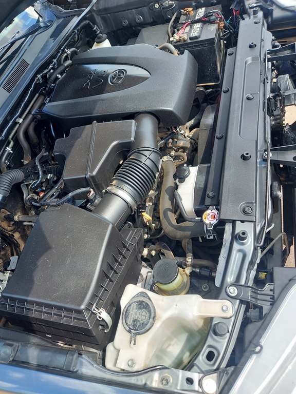 Photo 18 of this TOYOTA TACOMA