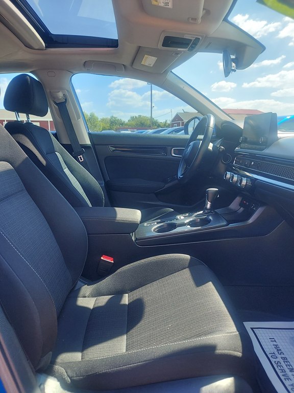Photo 11 of this HONDA CIVIC