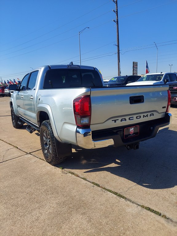 Photo 7 of this TOYOTA TACOMA