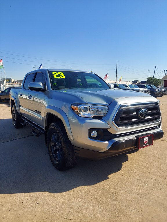 Photo 3 of this TOYOTA TACOMA